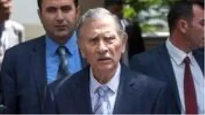 Cumhurbaşkanlığı Yüksek İstişare Kurulu Üyesi Yıldırım Akbulut hastaneye kaldırıldı Cumhurbaşkanlığı Yüksek İstişare Kurulu Üyesi Yıldırım Akbulut hastaneye kaldırıldı