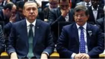 Ahmet Davutoğlu'ndan Cumhurbaşkanı Erdoğan'a 'Alaattin Çakıcı' çağrısı Ahmet Davutoğlu'ndan Cumhurbaşkanı Erdoğan'a 'Alaattin Çakıcı' çağrısı
