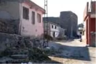 Diyarbakır surlarındaki restorasyonda 2'nci etap çalışmaları başladı Diyarbakır surlarındaki restorasyonda 2'nci etap çalışmaları başladı