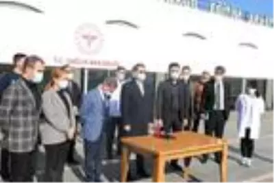 Son dakika haber | Diyarbakır Vali Yardımcısı Cıdıroğlu: Bu şekilde saldırılarla çalışma azmi kırılıyor Son dakika haber | Diyarbakır Vali Yardımcısı Cıdıroğlu: Bu şekilde saldırılarla çalışma azmi kırılıyor