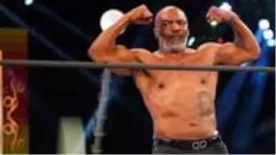 Efsane boksör Mike Tyson, ringlere geri dönüyor Efsane boksör Mike Tyson, ringlere geri dönüyor