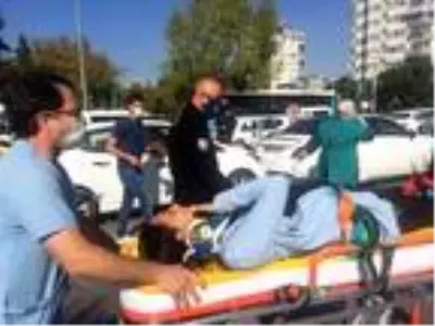 Ehliyetine el konulan sürücü zincirleme kazaya neden oldu: 6 yaralı Ehliyetine el konulan sürücü zincirleme kazaya neden oldu: 6 yaralı