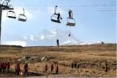Erciyes'te kayak sezonu öncesi kurtarma tatbikatı Erciyes'te kayak sezonu öncesi kurtarma tatbikatı