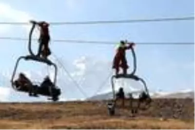 Erciyes'te kayak sezonu öncesi kurtarma tatbikatı Erciyes'te kayak sezonu öncesi kurtarma tatbikatı