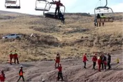 - Erciyes'te teleferik tatbikatı- Teleferikte mahsur kalanlar film sahnelerini aratmayan görüntülerle kurtarıldı- Erciyes A.Ş. Genel Müdür Yardımcısı... - Erciyes'te teleferik tatbikatı- Teleferikte mahsur kalanlar film sahnelerini aratmayan görüntülerle kurtarıldı- Erciyes A.Ş. Genel Müdür Yardımcısı...