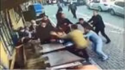 Son dakika haber | Esenyurt'ta baz istasyonu kavgası kamerada Son dakika haber | Esenyurt'ta baz istasyonu kavgası kamerada
