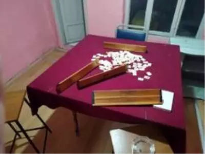 Eskişehir'de korona virüs tedbirlerine uymayan 31 kişiye 135 bin lira ceza Eskişehir'de korona virüs tedbirlerine uymayan 31 kişiye 135 bin lira ceza