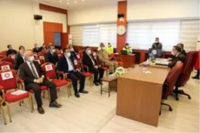 Gümüşhane'de kış trafik güvenliği toplantısı yapıldı Gümüşhane'de kış trafik güvenliği toplantısı yapıldı