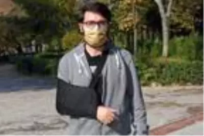 'Hayat üçgeni' sayesinde enkaz altından kurtulan genç avukat, yaşadıklarını anlattı 'Hayat üçgeni' sayesinde enkaz altından kurtulan genç avukat, yaşadıklarını anlattı