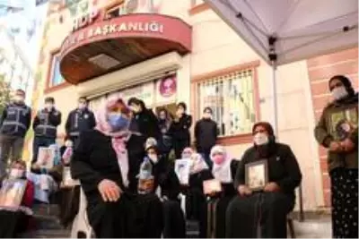 HDP önündeki ailelerin çığlığı büyüyor, eyleme katımlar devam ediyor