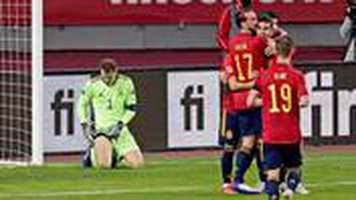 İspanya evinde Almanya'yı 6-0 yendi
