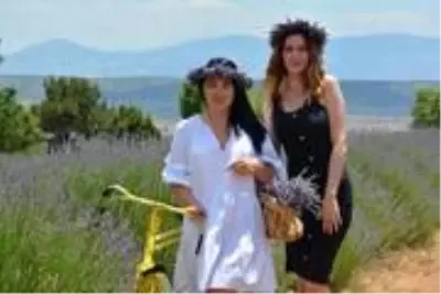 Isparta bu yıl lavanta turizminde 250 bin ziyaretçiyi ağırladı Isparta bu yıl lavanta turizminde 250 bin ziyaretçiyi ağırladı