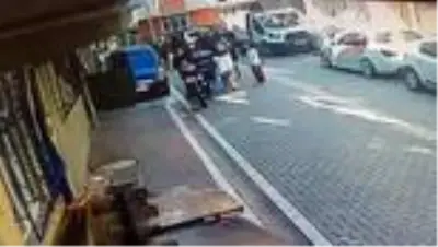 (İSTANBUL - Özel) Esenyurt'ta baz istasyonu yüzünden tekme tokat kavga (İSTANBUL - Özel) Esenyurt'ta baz istasyonu yüzünden tekme tokat kavga