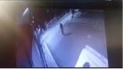 Kapkaç şüphelileri güvenlik kamerası görüntülerinden yakalandı Kapkaç şüphelileri güvenlik kamerası görüntülerinden yakalandı