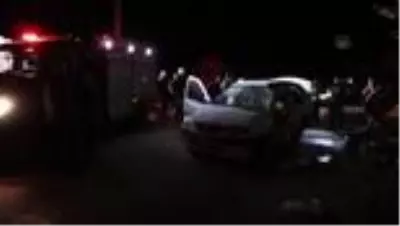 KASTAMONU - Otomobil bariyerlere çarptı: 1 ölü, 2 yaralı KASTAMONU - Otomobil bariyerlere çarptı: 1 ölü, 2 yaralı