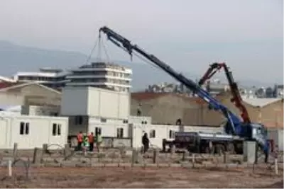 Konteyner kentte çalışmalar sürüyor Konteyner kentte çalışmalar sürüyor