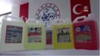 Meslek lisesi laboratuvarı fabrika gibi çalışıyor Meslek lisesi laboratuvarı fabrika gibi çalışıyor