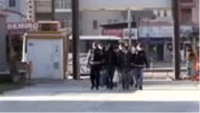 Niğde merkezli 7 ildeki FETÖ operasyonu Niğde merkezli 7 ildeki FETÖ operasyonu