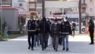Niğde merkezli 7 ildeki FETÖ operasyonu Niğde merkezli 7 ildeki FETÖ operasyonu