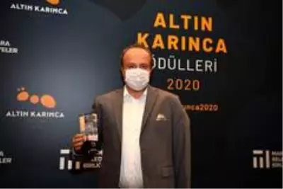 'Oku Avcılar'a Altın Karınca ödülü 'Oku Avcılar'a Altın Karınca ödülü