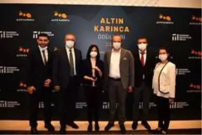 'Oku Avcılar'a Altın Karınca ödülü 'Oku Avcılar'a Altın Karınca ödülü