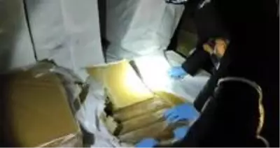 - Bursa'da minibüs ile getirilen 750 bin adet doldurulmuş makaron ele geçirildi - Bursa'da minibüs ile getirilen 750 bin adet doldurulmuş makaron ele geçirildi