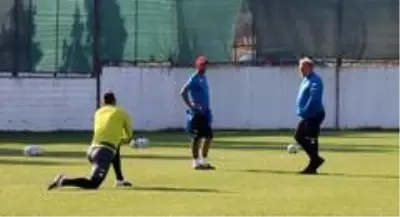 Robert Prosinecki: 'Gaziantep FK maçı bizim için çok önemli' Robert Prosinecki: 'Gaziantep FK maçı bizim için çok önemli'