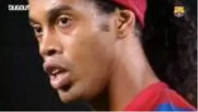 Ronaldinho'nun Zaragoza'ya Attığı Harika Serbest Vuruş Golü Ronaldinho'nun Zaragoza'ya Attığı Harika Serbest Vuruş Golü