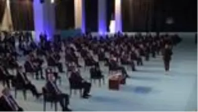 Bakan Varank'tan TOGG ve karavan standına ziyaret Bakan Varank'tan TOGG ve karavan standına ziyaret