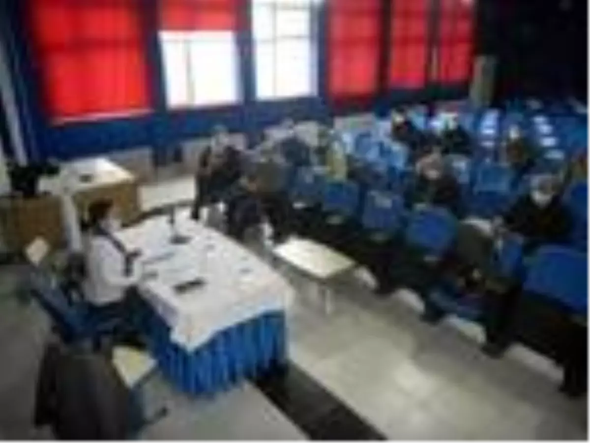 Şiddet olaylarının arttığı Ayvalık'ta muhtarlara seminer verildi