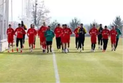 Sivasspor, Karagümrük maçının hazırlıklarını sürdürüyor Sivasspor, Karagümrük maçının hazırlıklarını sürdürüyor