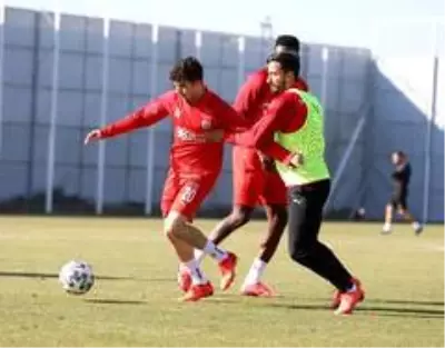 Sivasspor, Karagümrük maçının hazırlıklarını sürdürüyor Sivasspor, Karagümrük maçının hazırlıklarını sürdürüyor