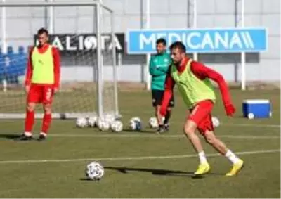 Sivasspor, Karagümrük maçının hazırlıklarını sürdürüyor Sivasspor, Karagümrük maçının hazırlıklarını sürdürüyor
