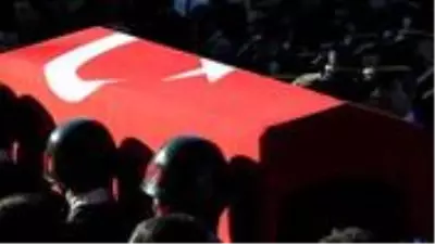 Son Dakika: Pençe-Kaplan Operasyonu bölgesinde meydana gelen araç kazasında 2 askerimiz şehit oldu Son Dakika: Pençe-Kaplan Operasyonu bölgesinde meydana gelen araç kazasında 2 askerimiz şehit oldu