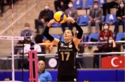 Sultanlar Ligi: Aydın Büyükşehir Belediyesi: 1 - VakıfBank: 3 Sultanlar Ligi: Aydın Büyükşehir Belediyesi: 1 - VakıfBank: 3