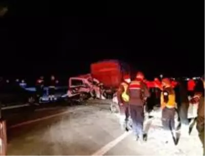 Son dakika... Sungurlu'da zincirleme trafik kazası: 1 ölü, 3 yaralı Son dakika... Sungurlu'da zincirleme trafik kazası: 1 ölü, 3 yaralı