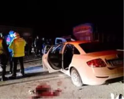 Son dakika... Sungurlu'da zincirleme trafik kazası: 1 ölü, 3 yaralı Son dakika... Sungurlu'da zincirleme trafik kazası: 1 ölü, 3 yaralı