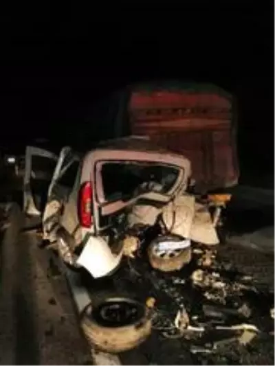 Son dakika... Sungurlu'da zincirleme trafik kazası: 1 ölü, 3 yaralı Son dakika... Sungurlu'da zincirleme trafik kazası: 1 ölü, 3 yaralı