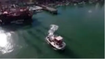 Sürdürülebilir balıkçılık için verilen ağır cezalar, yasa dışı avcılığın önüne geçebilir - Drone Sürdürülebilir balıkçılık için verilen ağır cezalar, yasa dışı avcılığın önüne geçebilir - Drone