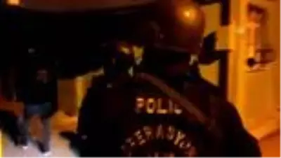 Terör örgütü PKK'ya yönelik operasyonda 8 kişi gözaltına alındı Terör örgütü PKK'ya yönelik operasyonda 8 kişi gözaltına alındı