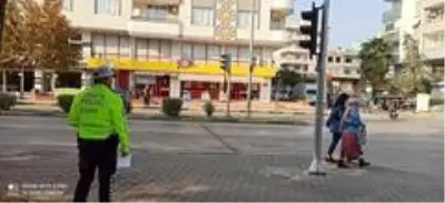 Trafik denetimlerinde 167 sürücüye ceza Trafik denetimlerinde 167 sürücüye ceza