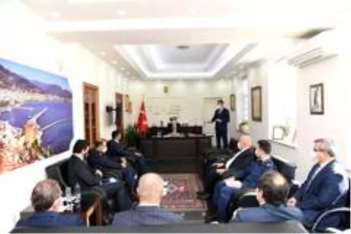 Antalya Valisi Ersin Yazıcı, ilçe ziyaretlerini sürdürüyor