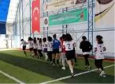 Van'ın 'Mor Menekşeleri',Türkiye Şampiyonasına hazırlanıyor Van'ın 'Mor Menekşeleri',Türkiye Şampiyonasına hazırlanıyor
