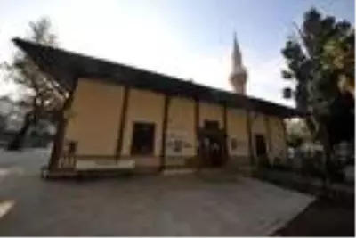 Vani Mehmed Efendi'nin torunu: İnşallah Kestel'deki caminin başına bir şey gelmez Vani Mehmed Efendi'nin torunu: İnşallah Kestel'deki caminin başına bir şey gelmez