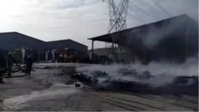 Son dakika haber... - Viyol üretimi yapılan fabrikadaki yangın korkuttu Son dakika haber... - Viyol üretimi yapılan fabrikadaki yangın korkuttu