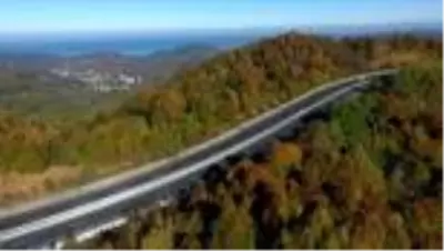 Batı Karadeniz ormanları 'hazan' renkleriyle büyülüyor Batı Karadeniz ormanları 'hazan' renkleriyle büyülüyor