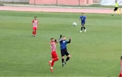 3. Lig: Karaman Belediyespor: 2 Belediye Kütahyaspor: 0 3. Lig: Karaman Belediyespor: 2 Belediye Kütahyaspor: 0