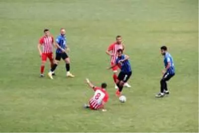 3. Lig: Karaman Belediyespor: 2 Belediye Kütahyaspor: 0 3. Lig: Karaman Belediyespor: 2 Belediye Kütahyaspor: 0