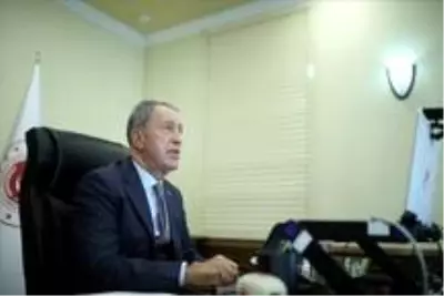 Milli Savunma Bakanı Hulusi Akar, SETA tarafından düzenlenen Uluslararası Libya Konferansı'na katıldı Milli Savunma Bakanı Hulusi Akar, SETA tarafından düzenlenen Uluslararası Libya Konferansı'na katıldı