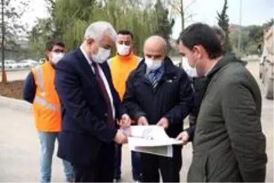 Balamir Gündoğdu, Gebze'deki projeleri yakından takip ediyor Balamir Gündoğdu, Gebze'deki projeleri yakından takip ediyor